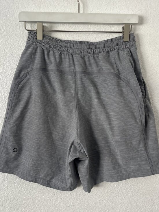 Lululemon Mens Heather Gray 7" Pace Breaker Shorts M7AB0S Size Small - Picture 5 of 5